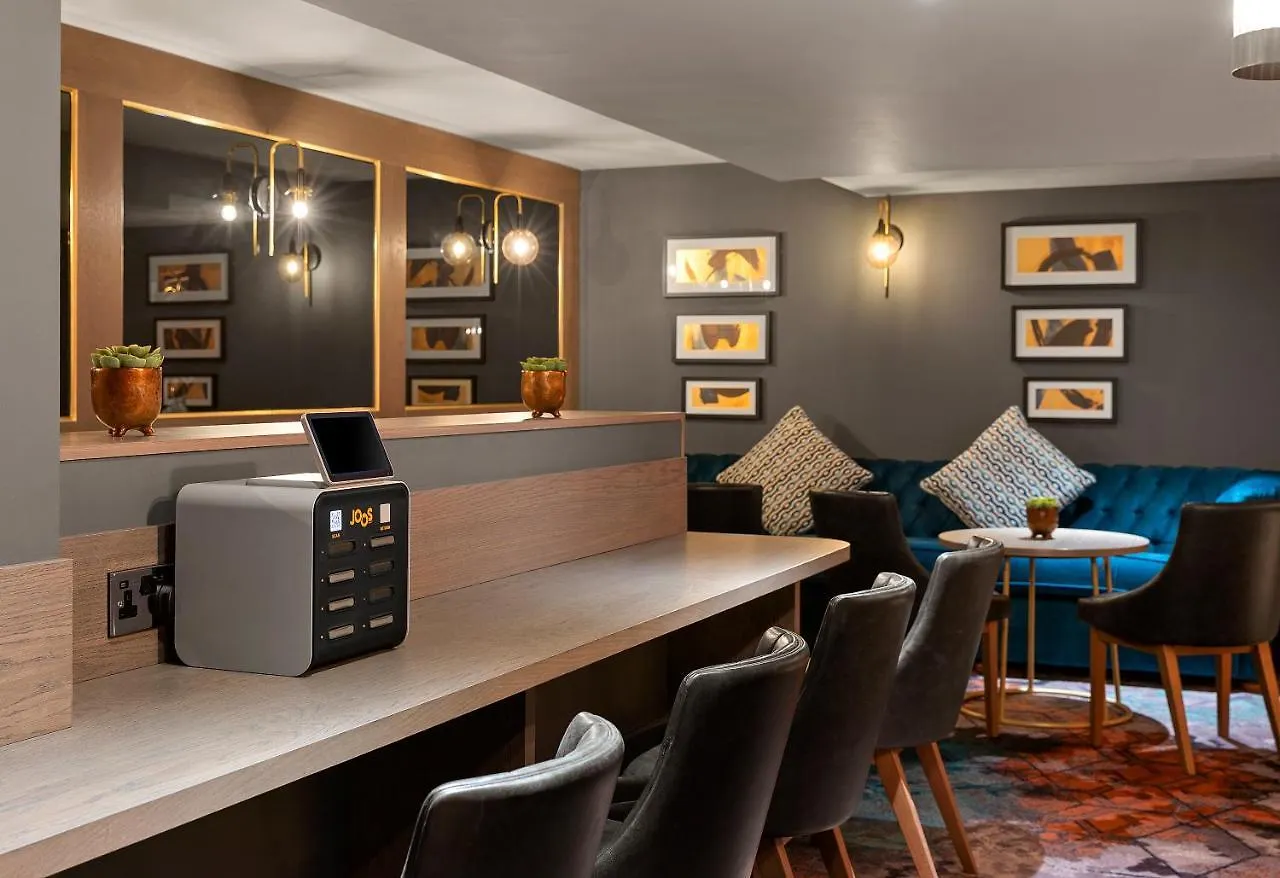 Leonardo Royal London Tower Bridge Hotel 4*,